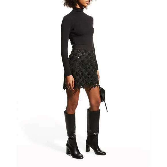 NEW MILLY modern mini herringbone sequiin skirt in white - Picture 3 of 5